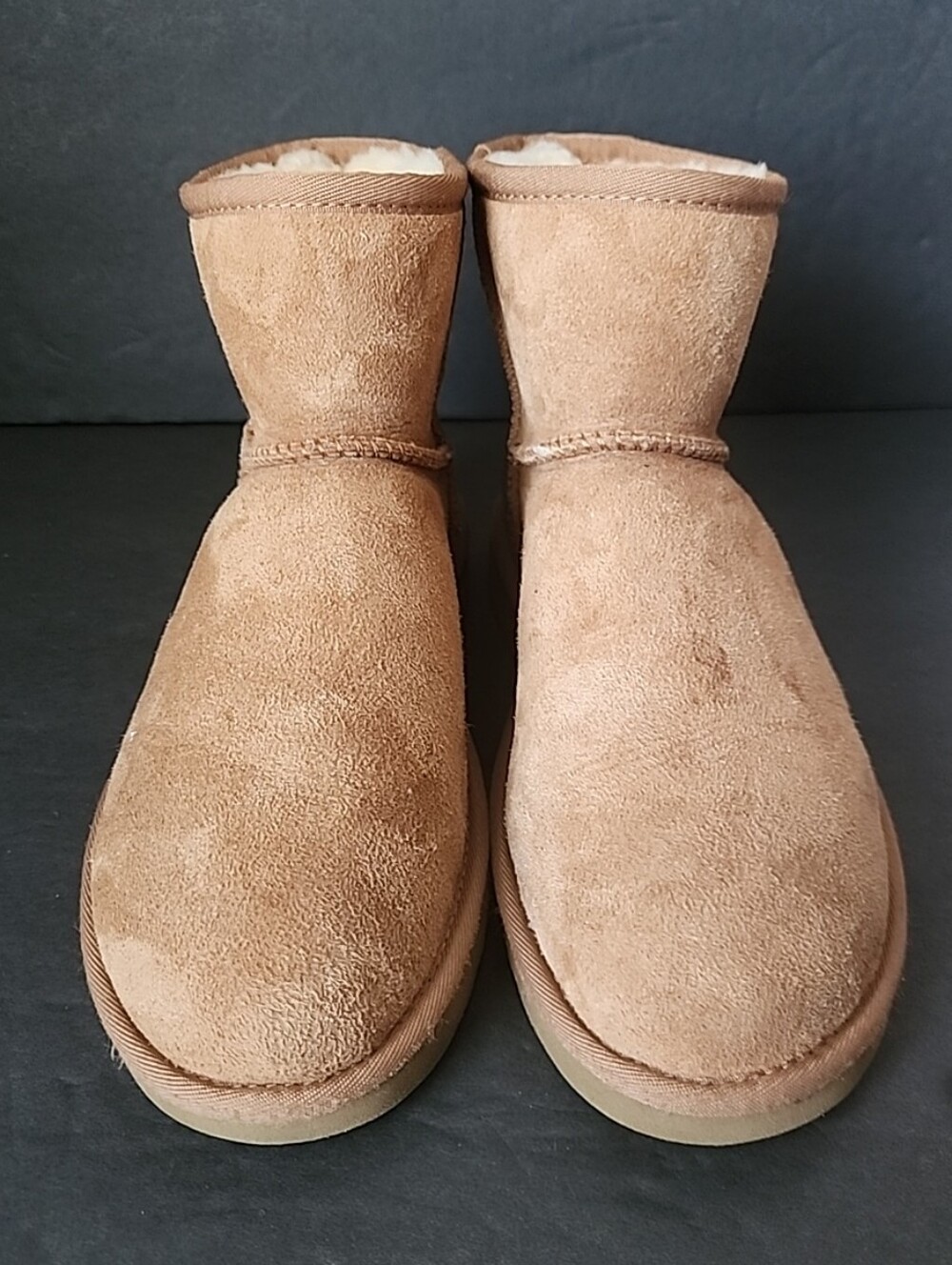 UGG Boots Size 8 Women’s Chestnut - Picture 2 of 9